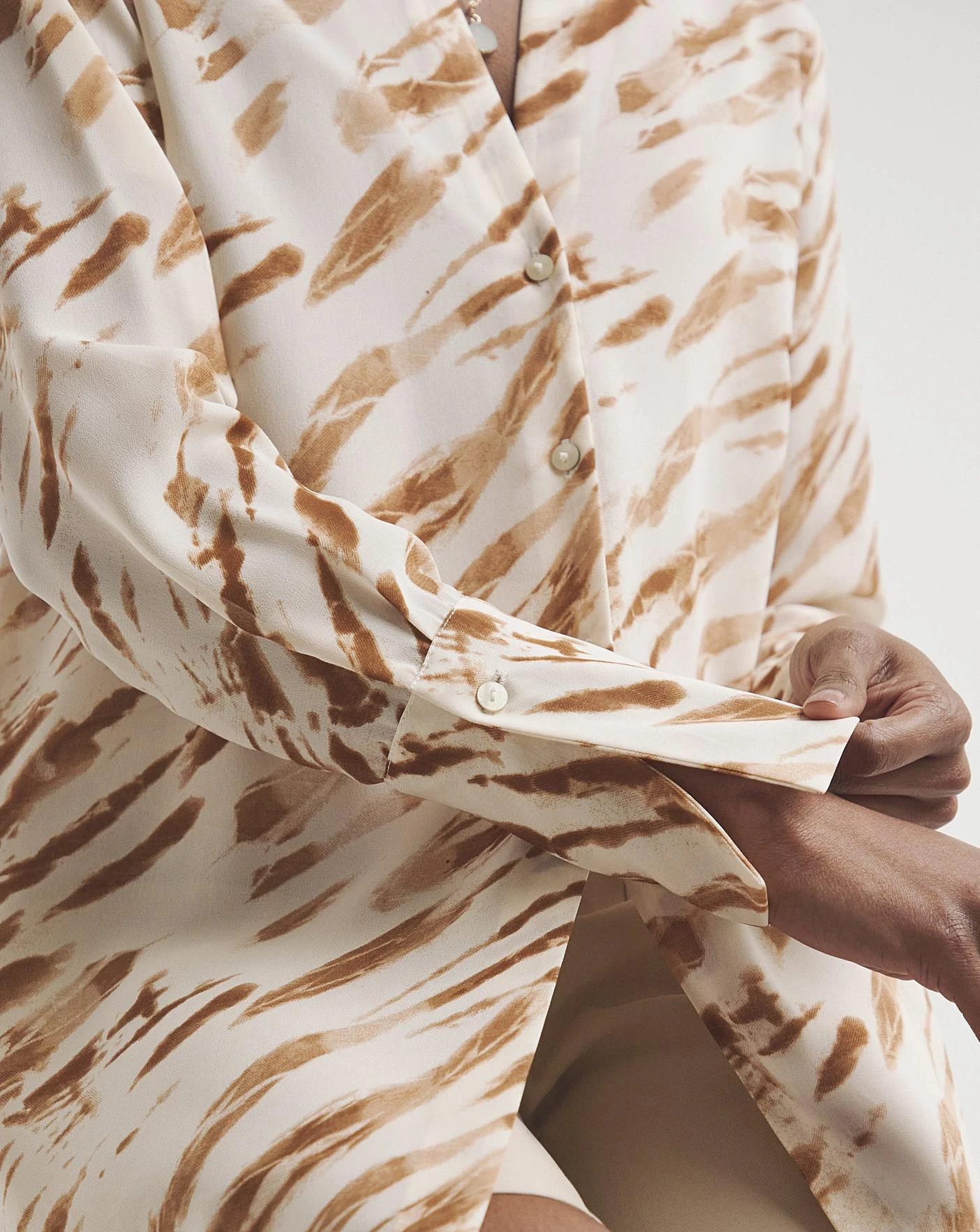 Longline Shirt With Side Splits 6 Longline Shirt With Side Splits - Image 4