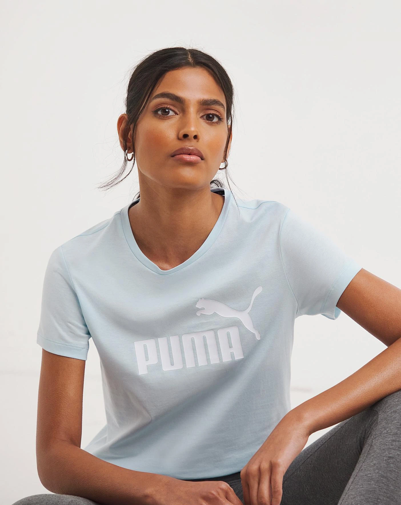 PUMA ESS Logo Tee 3 PUMA ESS Logo Tee